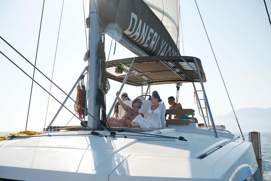 Hersonissos: Catamaran Sailing Trip to Dia Island with Lunch - What to pack and how to prepare
