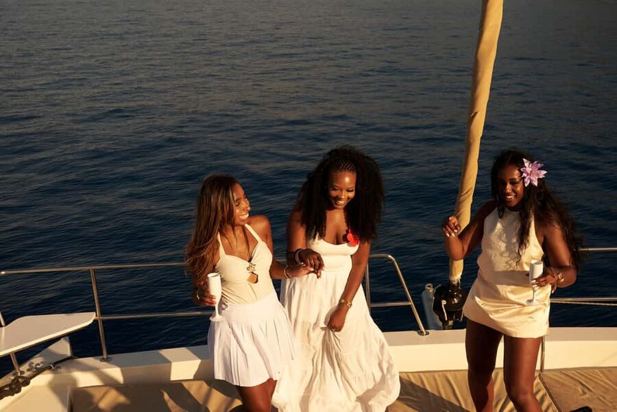Hersonissos: Sunset Catamaran Cruise with Snacks and Drinks - Crew service and the small details that matter