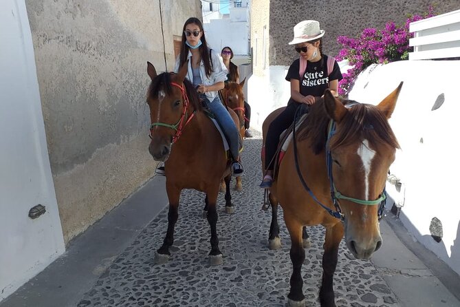 Horse Riding: Explore Secret Thera - Calm Horses And A Slow Pace