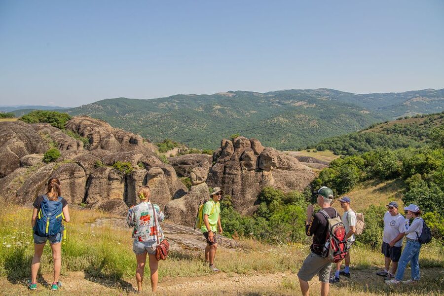 Kalabaka: Meteora Small-Group Hiking Tour w/ Monastery Visit - What the guides add to the experience