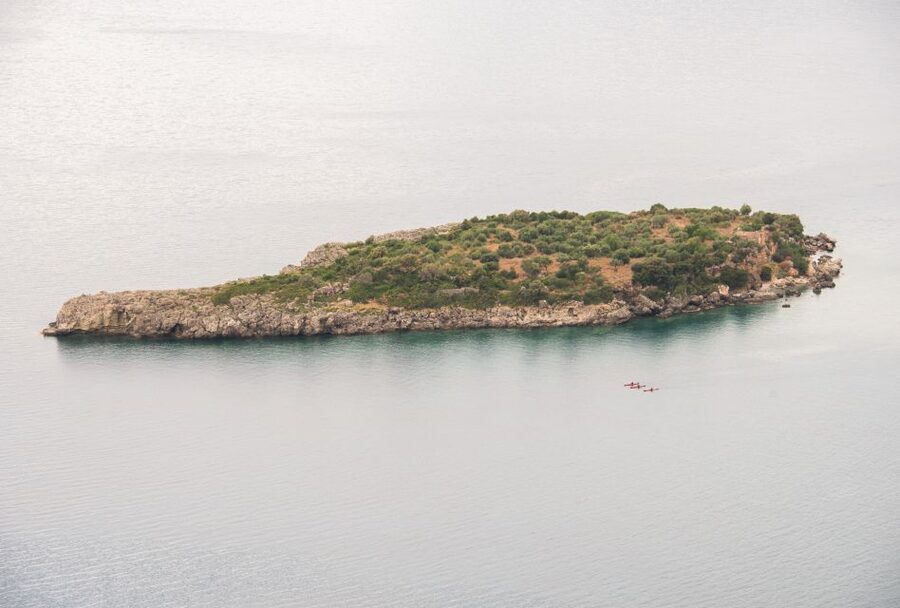 Kardamyli: Sea Kayaking With Lunch - Entering the Blue Cave