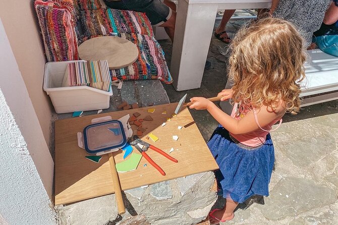 Karpathos Creative Workshop for Mosaic in the vineyard - Who should book this activity?