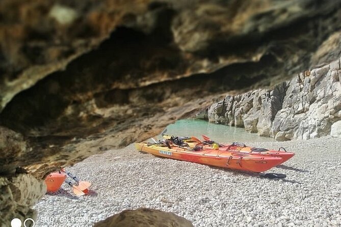 Kayak Trip to Hidden blue Cave, with lunch & fruits. - How hard is the kayaking?