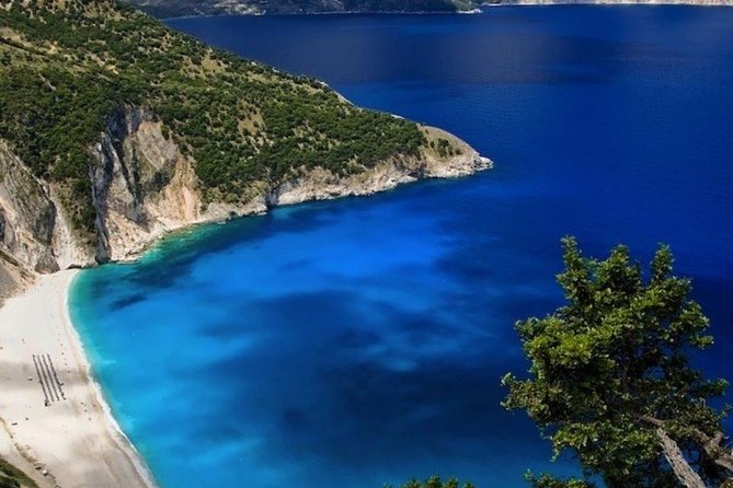 Kefalonia Island Bus Tour- Wine Tasting, Melissani & Fiscardo - Orealios winery and the taste of Robola