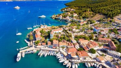 Wine Tasting, Melissani, Drogarati & Fiscardo