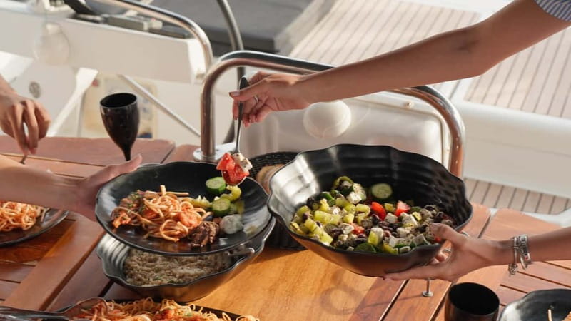 Kissamos: Balos & Gramvousa Sailing Cruise with Meal - The short sail to Balos Lagoon