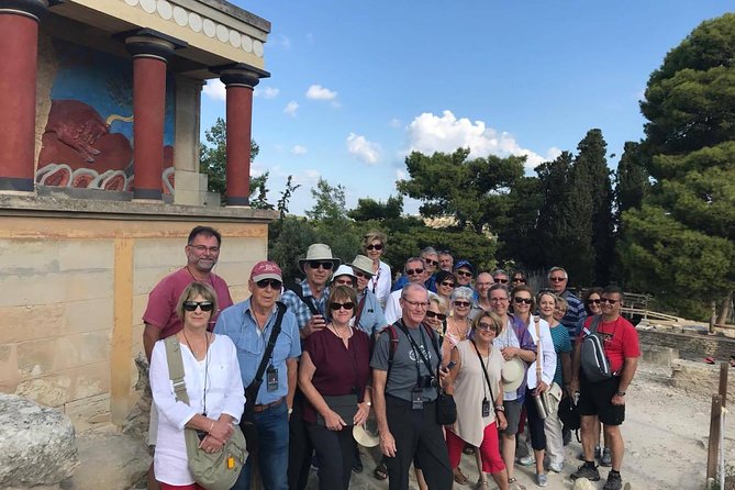 Knossos Palace Guided Walking Tour - A small group through the palace complex