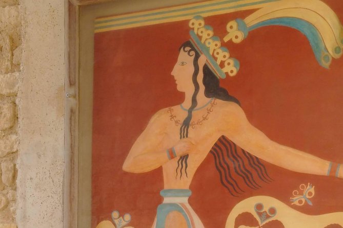Knossos Palace Guided Walking Tour - Heraklion or Chania: choose carefully