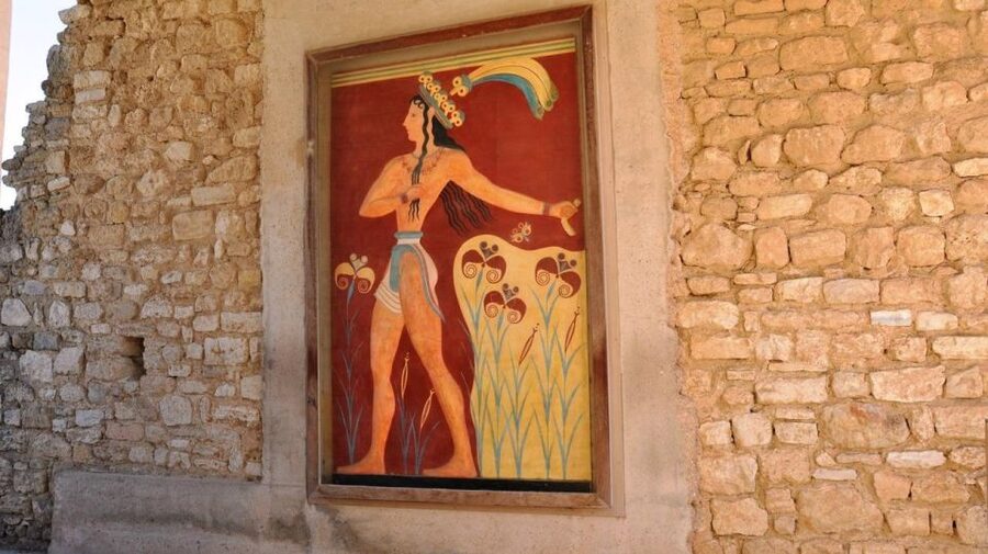Knossos Palace & Heraklion Full-Day Tour from Chania Area - Two hours in Heraklion, with choices to make