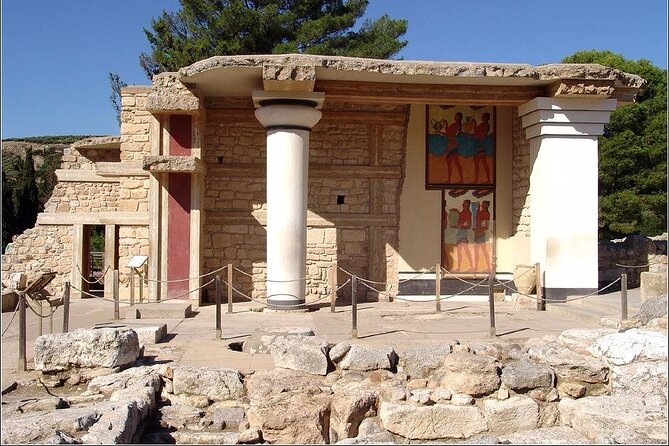 Knossos Palace, Museum & Rethymno city Private Tour from Chania - Heraklion Archaeological Museum connects the pieces