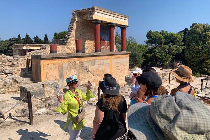 Knossos Palace Skip-the-Line Ticket (Shared Tour Group) - Why Knossos makes more sense with a guide