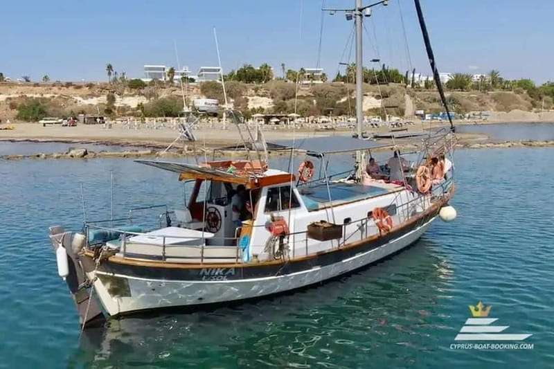 Kolymbia: Day Cruise to Lindos with 2 swimming stops - Key points at a glance