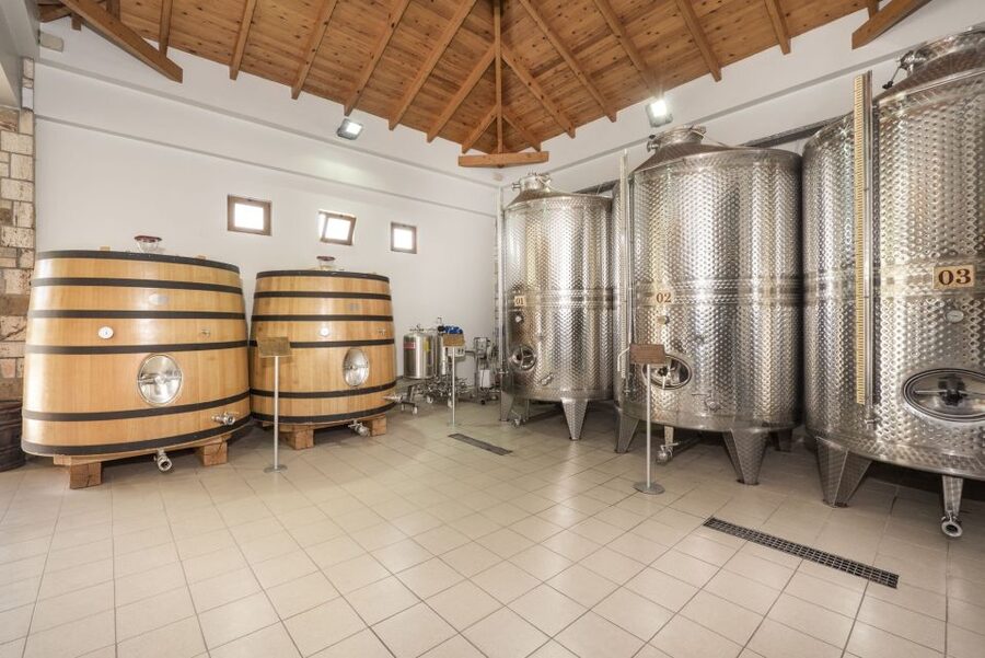 Kos: Wineries Tour w/ Wine Tastings & Transportation - Key points at a glance