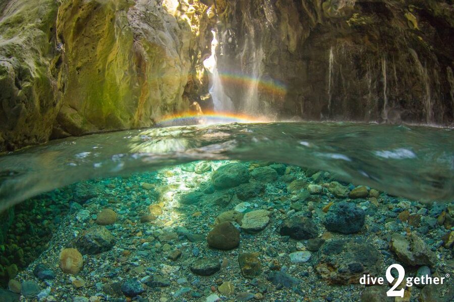 Kourtaliotiko Gorge: Snorkel Trip to the Waterfalls - Walking through the river to the springs
