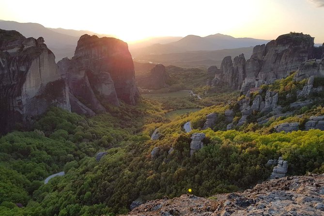 Meteora All Monasteries Tour with Photo Stops - The minibus, guide, and group atmosphere