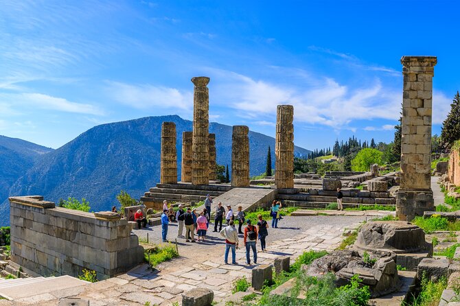 Meteora & Delphi 3 Days Semi Private Tour - The guides are the reason to choose the organized Meteora portion