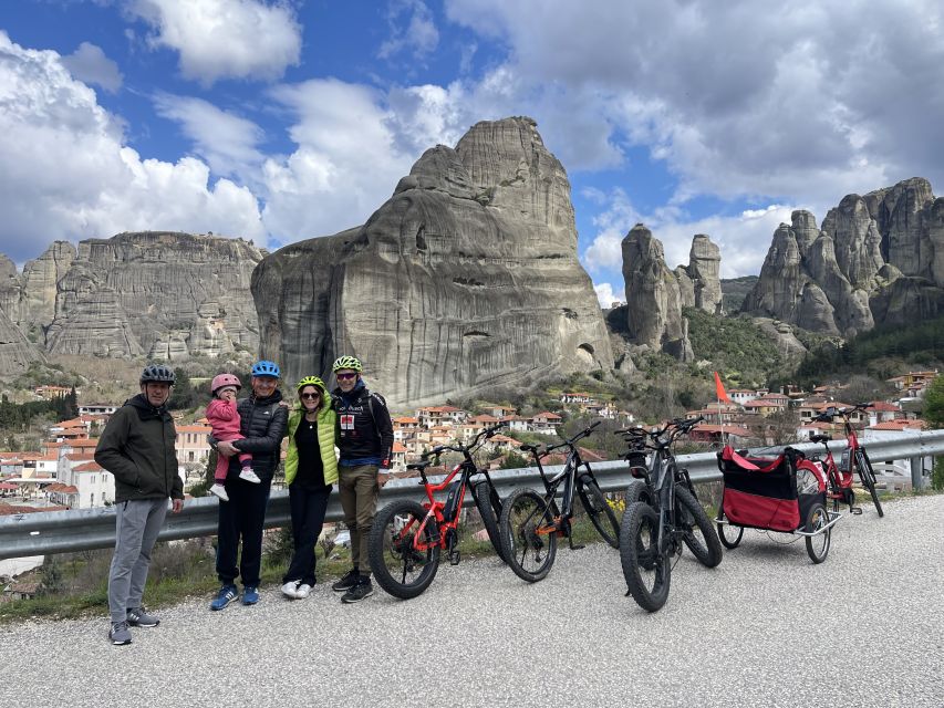 Meteora: E-Bike Epic Sunset Tour With Local Guide & Drink - Kastraki and the first major views
