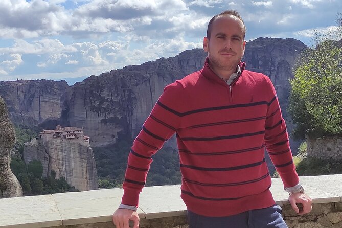 Meteora Experience: Private Day Trip from Thessaloniki - Lunch in Kastraki with time to reset