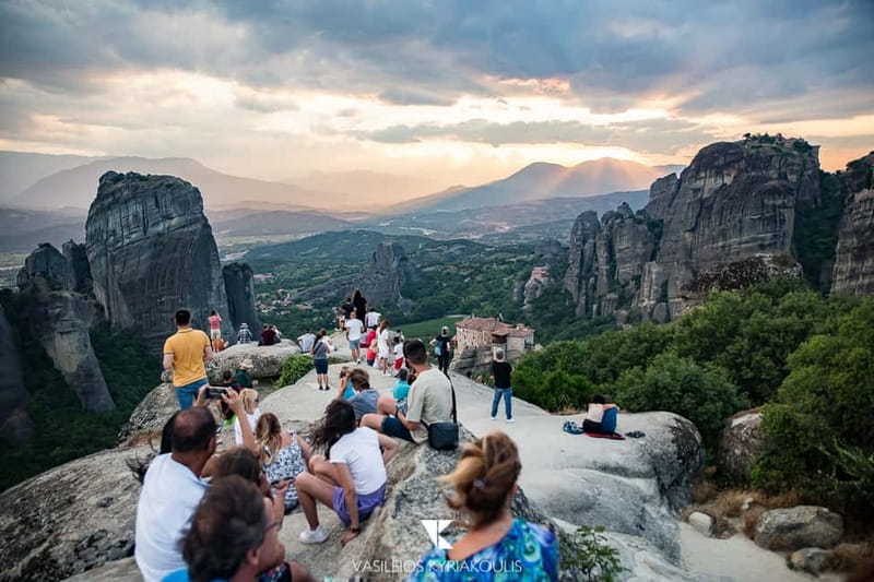 Meteora: Majestic Sunset Tour & Monasteries with Local Guide - Key things to know before you go