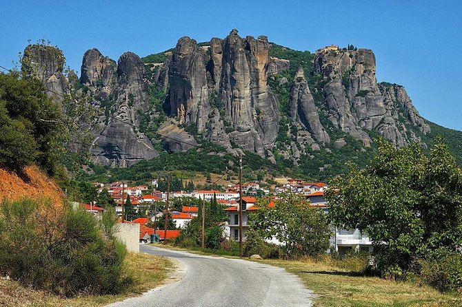Meteora Monasteries Private Full Day Trip From Athens - A comfortable private ride from Athens