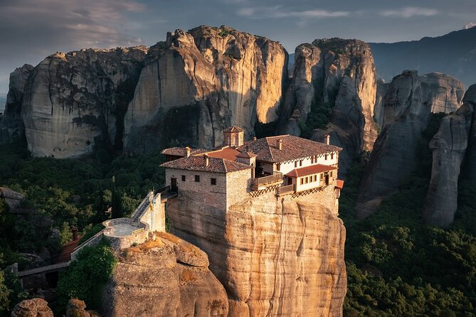 Meteora Panoramic Morning Small Group Tour with Local Guide - The morning pickup and ride into the rocks