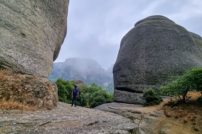 Meteora Small Group Hiking tour with Transfer and Monastery Visit - Ypapanti Old Monastery inside the rock