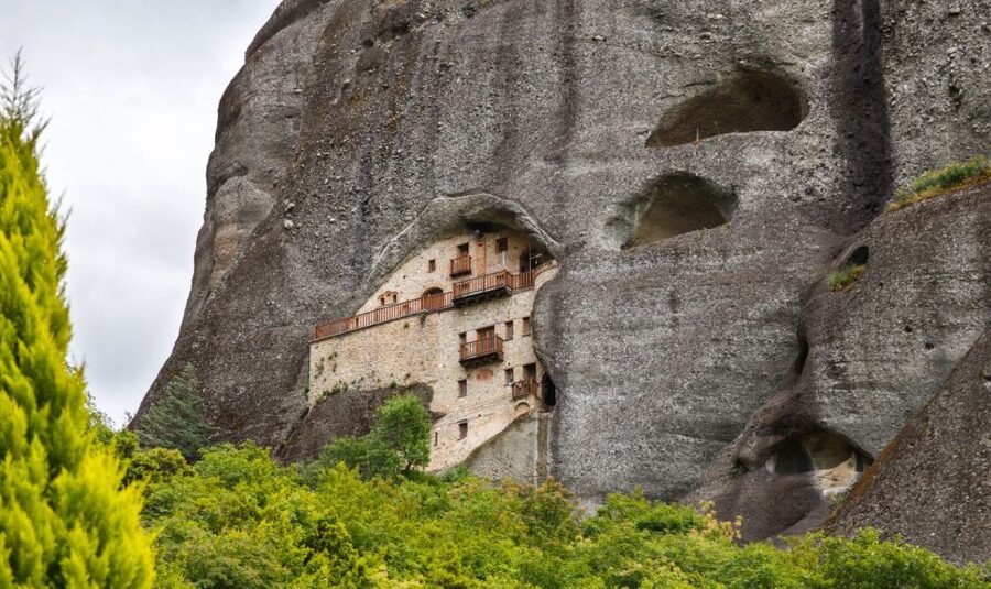 Meteora: Sunset Hike to Secret Caves - Bandovas hermitages and the monks’ prison