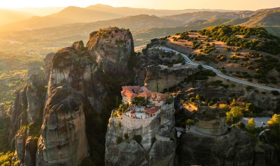 Meteora: Sunset Hike to Secret Caves - The guides make or break the experience