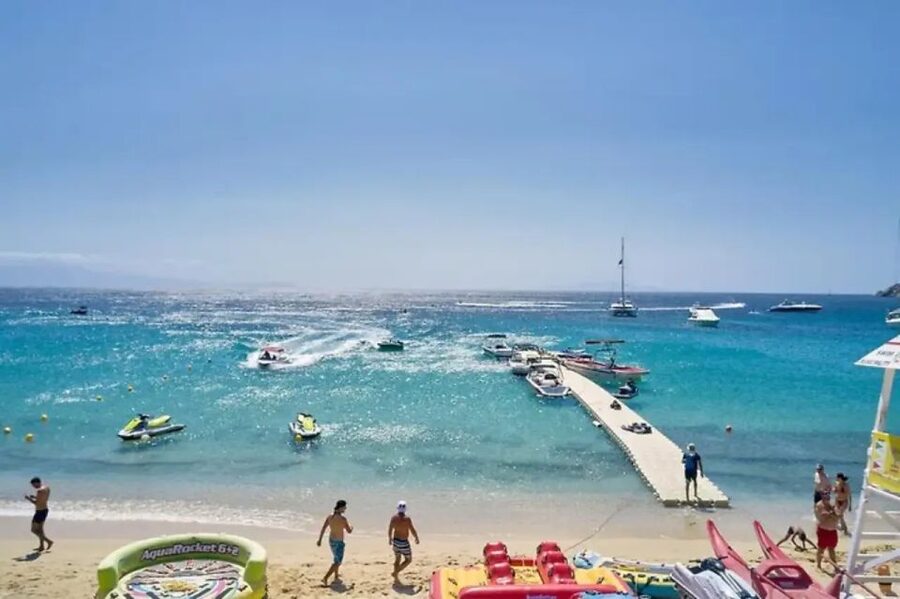 Mykonos: Beach Escape and Free Time in Mykonos Town - One Hour and 45 Minutes in Mykonos Town
