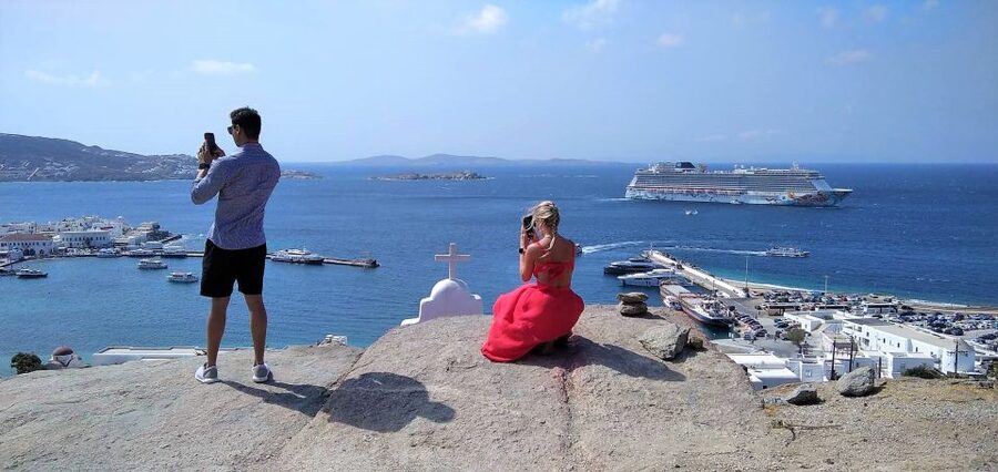 Mykonos: Highlights Tour with Panagia Tourliani Monastery - Panagia Tourliani Monastery in Ano Mera