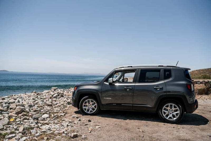 Mykonos: Private Island Tour with local guide -Jeep Renegade - Beaches from quiet coves to beach clubs