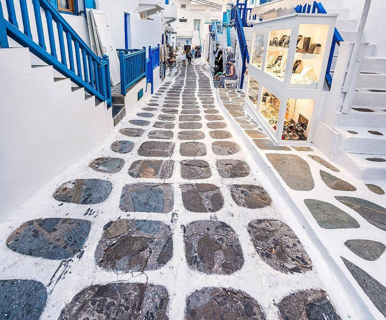 Mykonos Walking Tour - Matogianni: shopping streets with a local introduction
