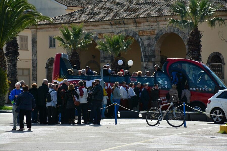 Nafplio Hop On Hop Off Bus Tour - Starting at the port and Filelinon Square
