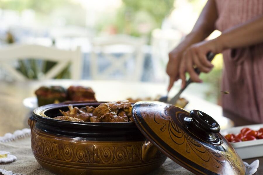 Naxos: Half-Day Cooking Class at Basiliko Family Tavern - Group size, timing, and comfort