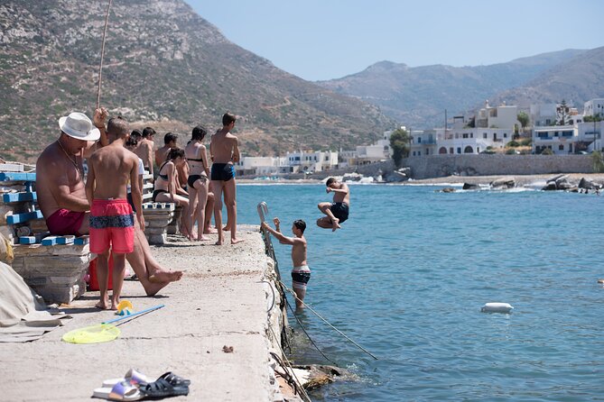 Naxos Highlights Bus Tour with Free Time for Lunch at Apeiranthos - Apeiranthos gives you time for lunch