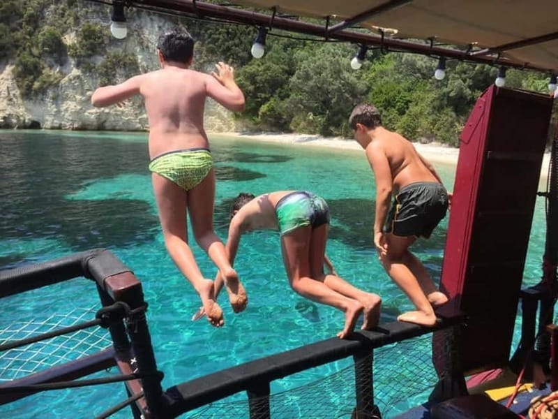 Nydri: Full-Day Wooden Boat Cruise with BBQ & Drinks - Skorpios, Madouri, and the return route