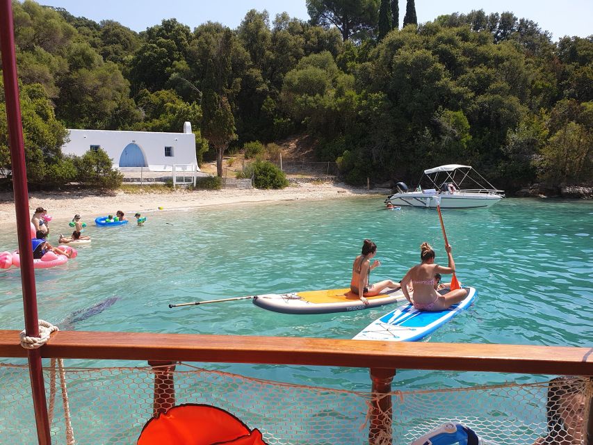 Nydri: Island-hopping Boat Cruise with Lunch and Drinks - Setting Out From Nydri Port