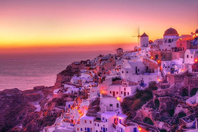 Oia Sunset Roundtrip Transfers - Sunset views, crowds, and the return at 95 minutes