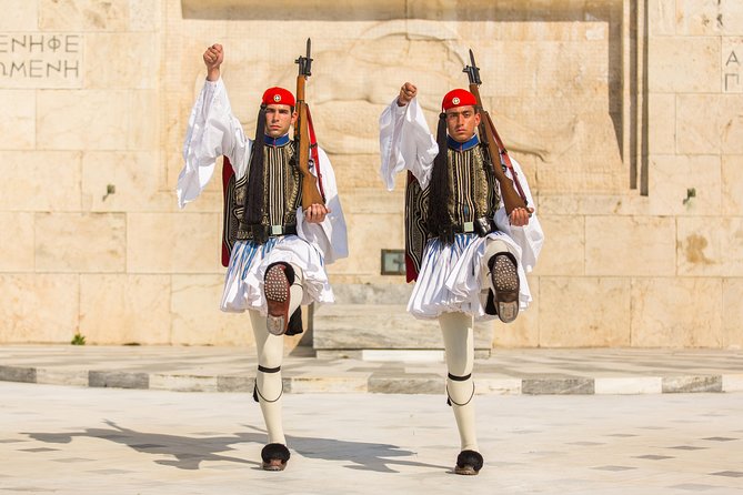 Panorama of Athens in 6 hours - The Ancient Agora and its best-preserved temple