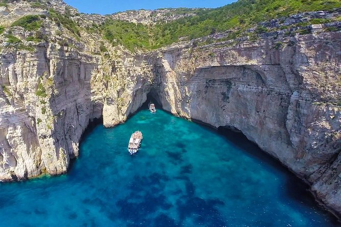 Paxos Antipaxos Blue Caves (Lakka Village) from Corfu - Lakka Village: two hours for lunch and a wander