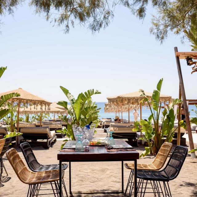 Perivolos Beach: Sun-Bed Experience FortyOne Bar Restaurant - Booking details that affect your decision
