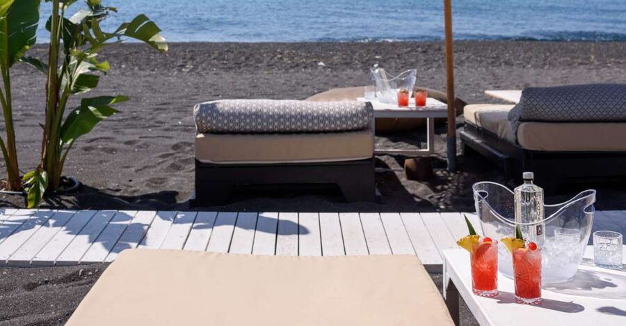 Perivolos Beach: Sun-Bed Experience FortyOne Bar Restaurant - Perivolos Beach from a reserved sunbed