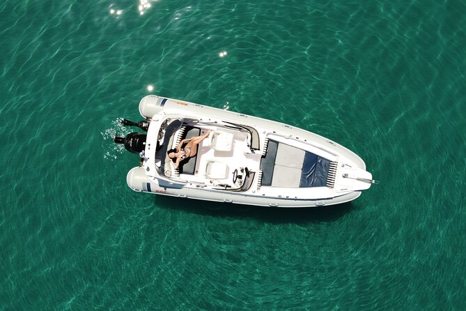 Private 7m 250hp speed boat tour Shipwreck Blue caves up to 8pax - Why this private boat format works