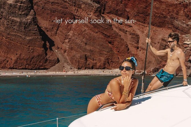 Private All Inclusive Day Cruise with Full Greek Lunch - A private Santorini cruise with room to breathe