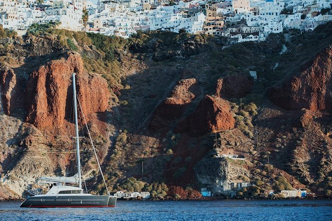 Private Beautiful Day or Romantic Sunset Cruise with Meal and Drinks - White Beach for a Longer Swim