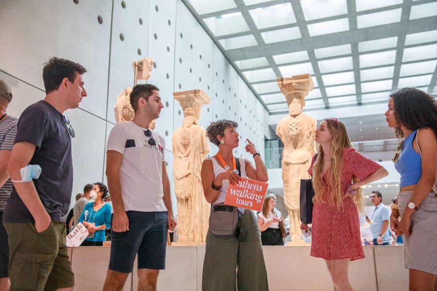 Private Guided Tour: Athens, Acropolis and Acropolis Museum - The guides make or break the experience