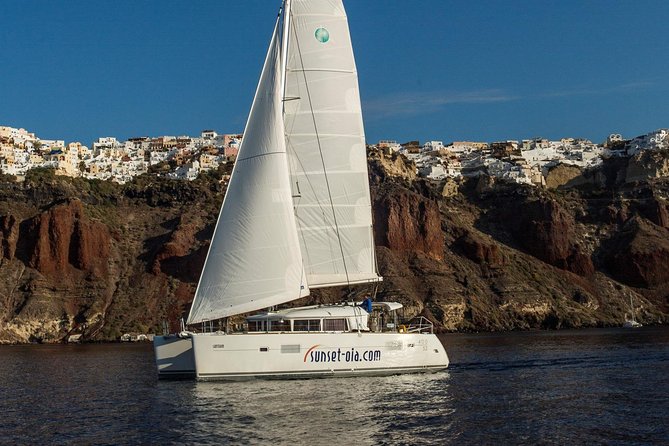 Private Morning Tour Lagoon 400-380 Sailing in Santorini ,lunch, drink, transfer - Nea Kameni and the warm volcanic water