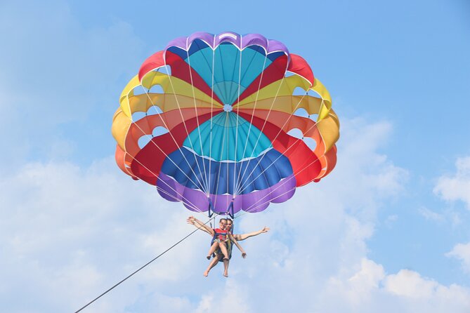 Private Parasailing at Rhodes Elli Beach - Coming back down and ending at the beach