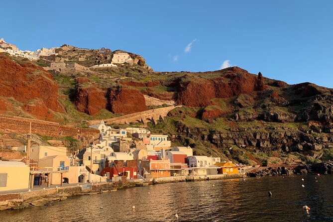 Private Santorini Sightseeing Tour – Customizable,Cruise Friendly - The drive to Oia and Oia’s main street