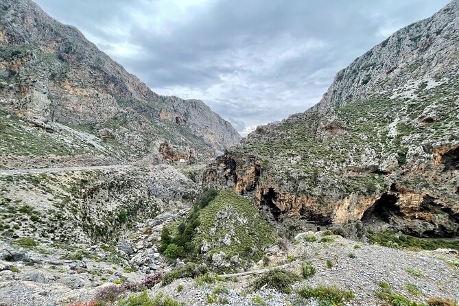 Private South Crete Full-Day Tour-Spili, Kourtaliotiko & Preveli - Who should book this Crete experience?